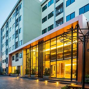 Aim House Bangkok Hotel